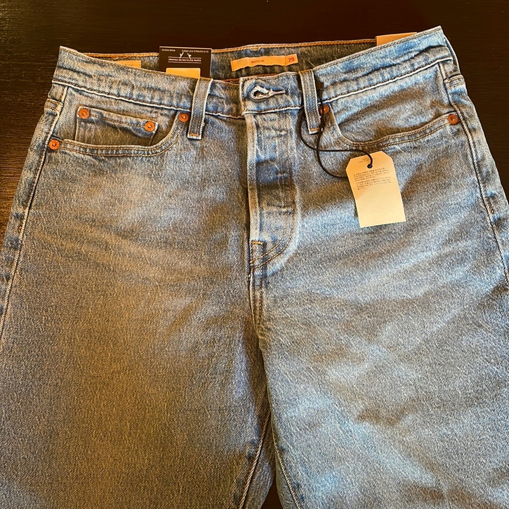 Levi’s Wedgie High Rise Jeans - NWT - Size 29